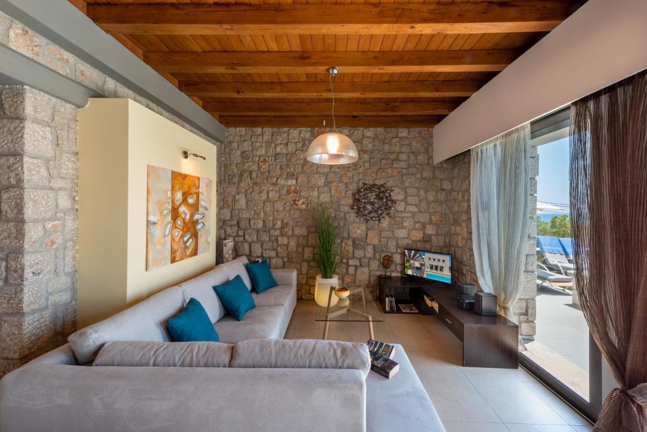 Villa Costamare - Enjoy Lazy Days On The Private Pool-Jacuzzi Πεύκος Εξωτερικό φωτογραφία