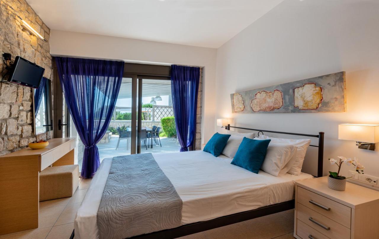Villa Costamare - Enjoy Lazy Days On The Private Pool-Jacuzzi Πεύκος Εξωτερικό φωτογραφία