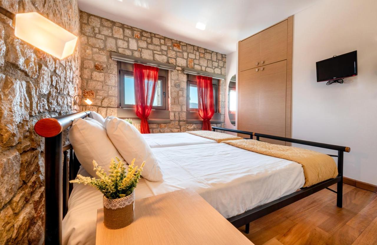 Villa Costamare - Enjoy Lazy Days On The Private Pool-Jacuzzi Πεύκος Εξωτερικό φωτογραφία