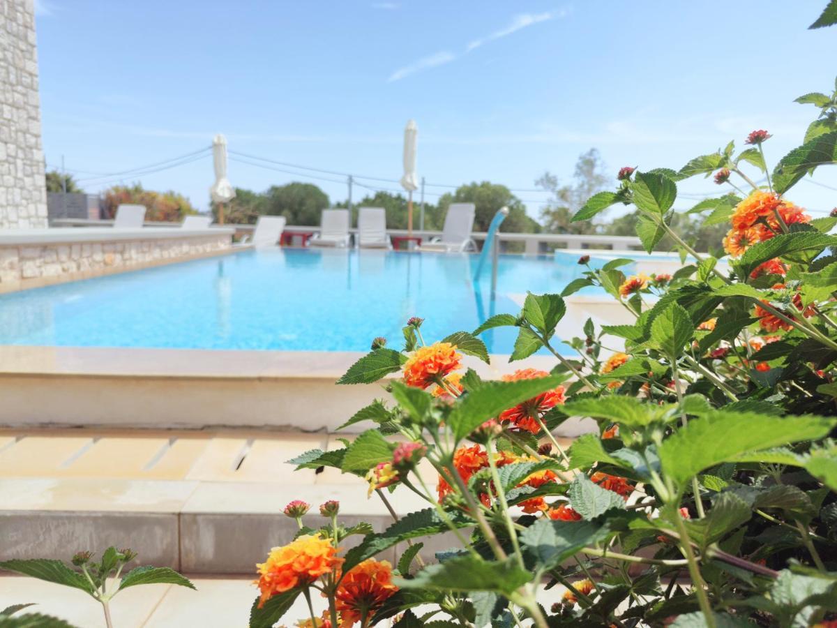 Villa Costamare - Enjoy Lazy Days On The Private Pool-Jacuzzi Πεύκος Εξωτερικό φωτογραφία